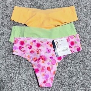 NWT Joyspun set of three thong panties size XS (0-2)